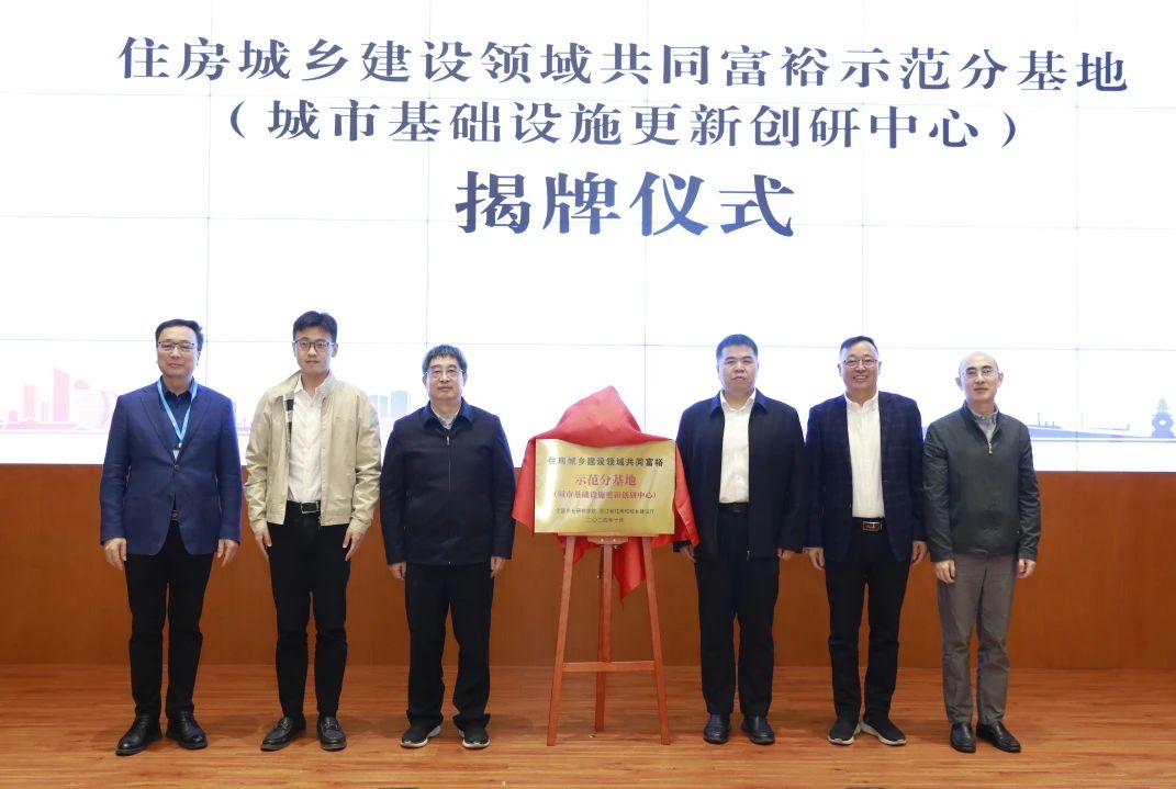 1730182285473611RNs1.jpg 4971bb244ae404493be44d2787b4eac7.jpg