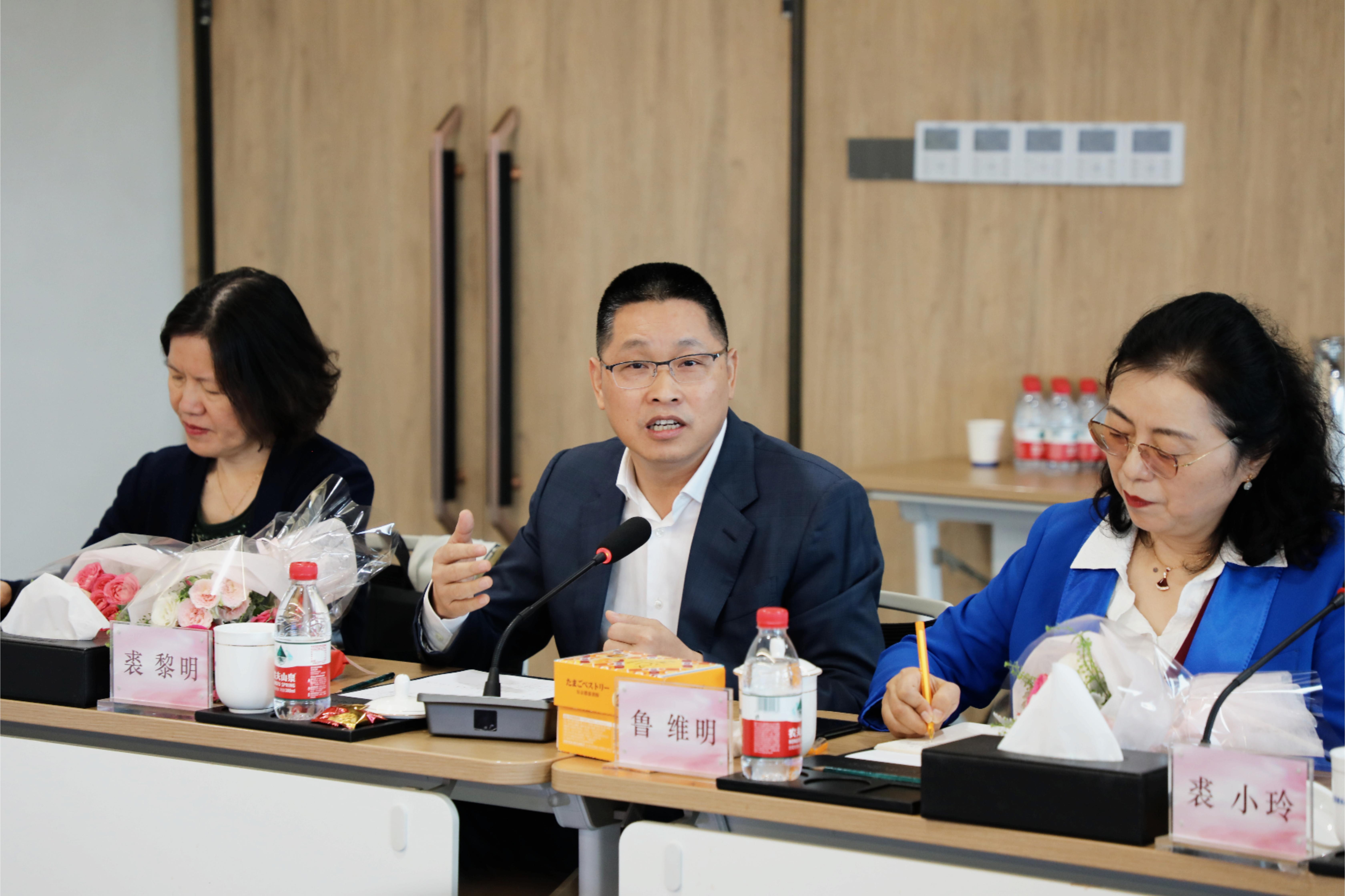 1732093953115726a8dX.jpg 219A9998.JPG