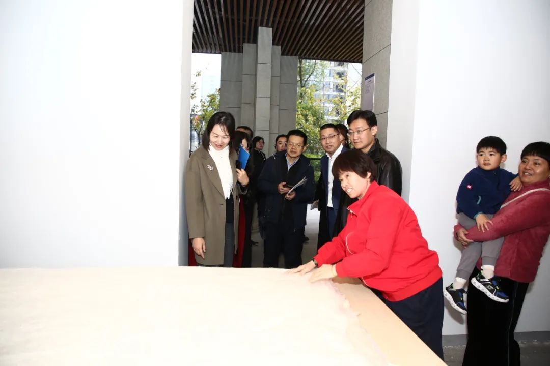 1733205581651928S1x1.jpg af43cc43282e02f8f226fedc13c26b98.jpg