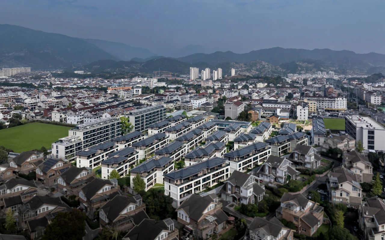 1733297482223300JS5M.jpg 1b71b6f6b2968693df1ab15f572faf35.jpg