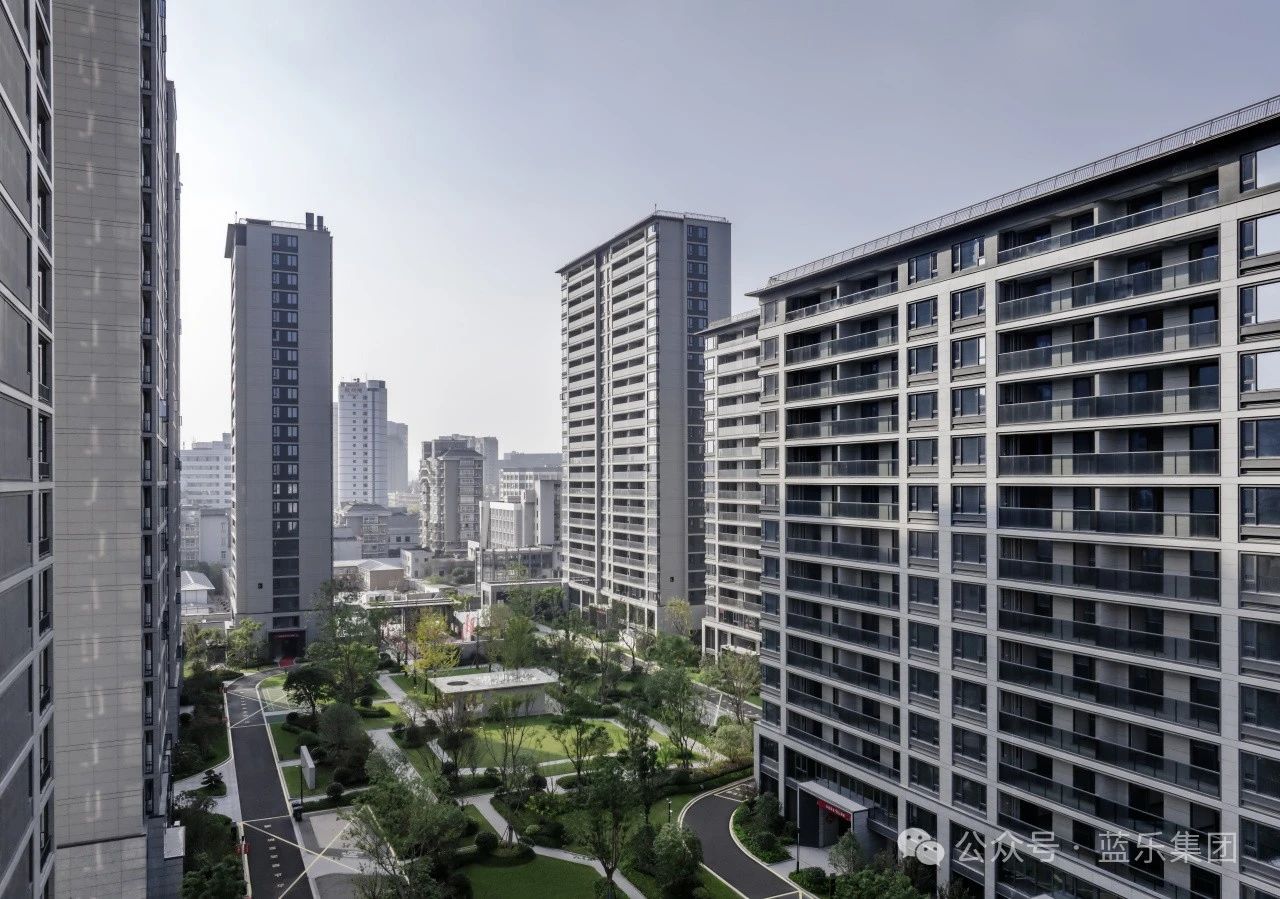 1734420091749336xAeS.jpg 0cd9e61c3233f3db3e5a26f424f9f61d.jpg